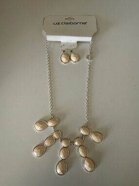Liz Claiborne Gold Teardrop Statement Necklace & Earring Set
